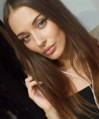 🔥 Со мной ты проведешь незабываемое время, наполненное страстью и наслаждением. 💕 У меня есть богатый опыт, чтобы удовлетворить все твои мечты и фантазии. 💋
Я умею доставить удовольствие как никто другой, и моя красота и энергия завораживают. 😍 Если ты хочешь насладиться интимным общением, я обеспечу тебя всеми услугами, которые ты только можешь себе представить. 😈
Мои фото подтверждают мою привлекательность и соблазнительность. И я горжусь положительными отзывами от моих клиентов, которые говорят о моей профессиональности и нежности. 💯
Я живу в Москве и готова пригласить тебя в свою уютную и безопасную обитель. 🏠 Доверься мне, и я позабочусь о твоем удовольствии. 💫 Жду твоего звонка! 😘 Кира